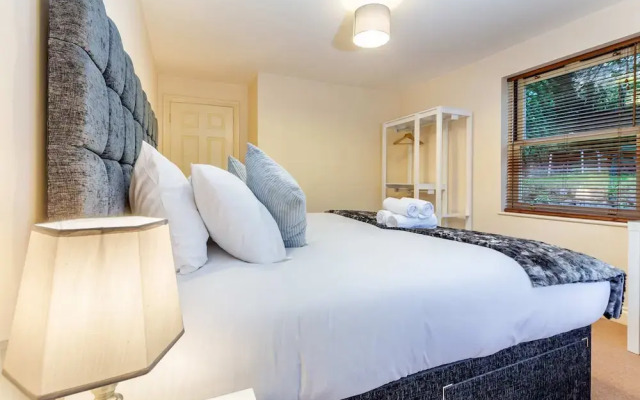 Host Stay Hillbrook House Apartment