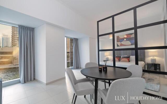 LUX The Cayan Superior Suite 2