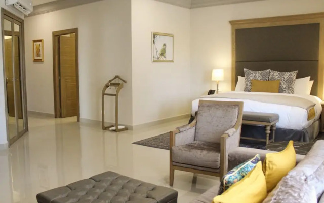 Hotel Azul Talavera Country Club