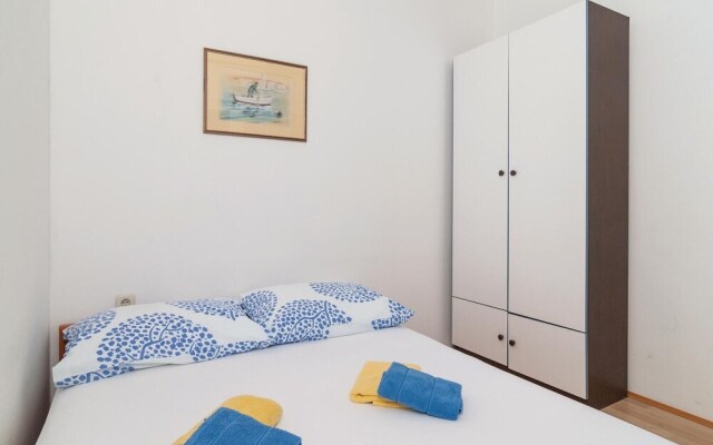 Nice Home in Pisak With Wifi and 3 Bedrooms