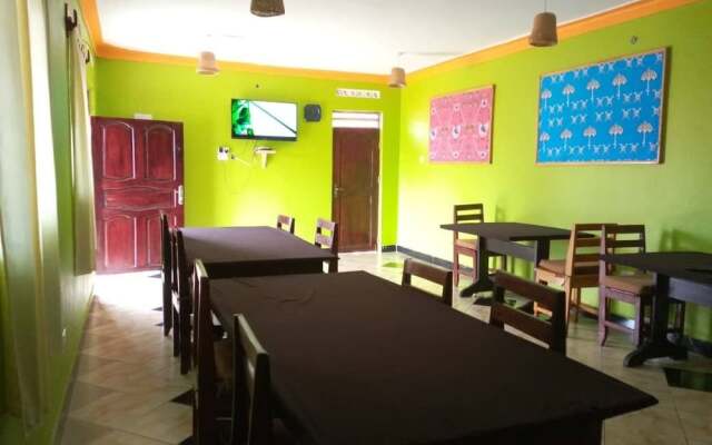 Sipi Travellers Lodge