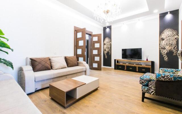 Sweet Home 6 VIP Rustaveli Avenue