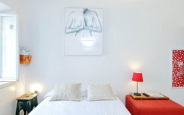 Monti Bright Apartment