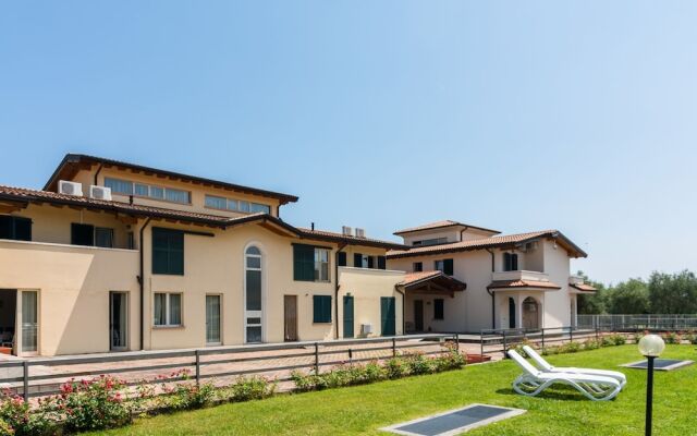Apartment in Salo With Pool and Olive Groves
