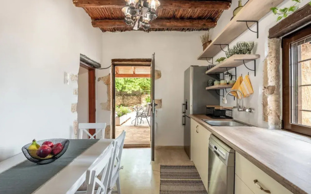 Joel Living Collection - Rustic Villa