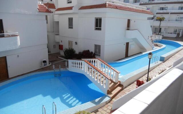 Las Americas Apartment