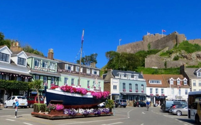 Seascale Hotel & Restaurant