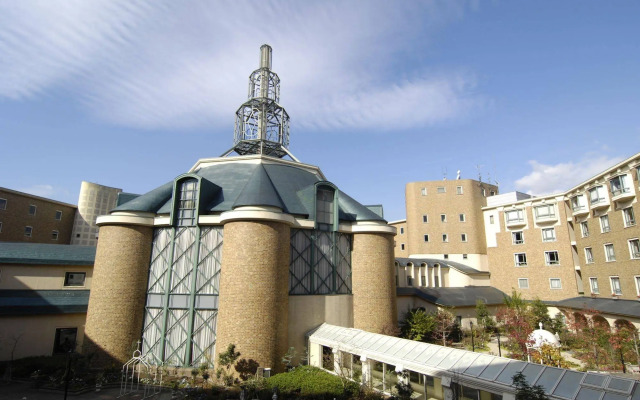 Royal Oak Hotel Spa & Gardens