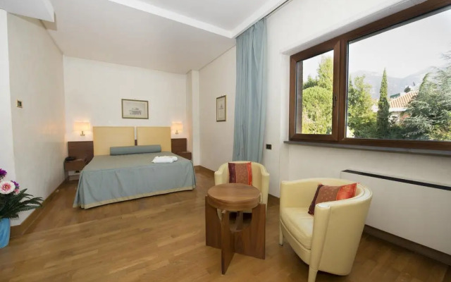 Solofra Palace Hotel Resorts