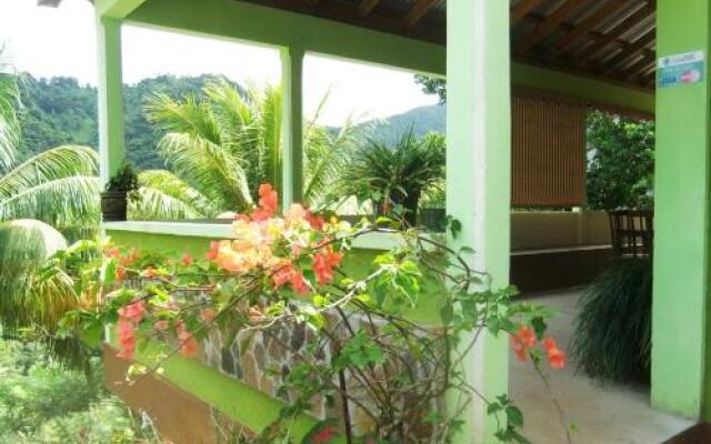 Serenity Lodges Dominica