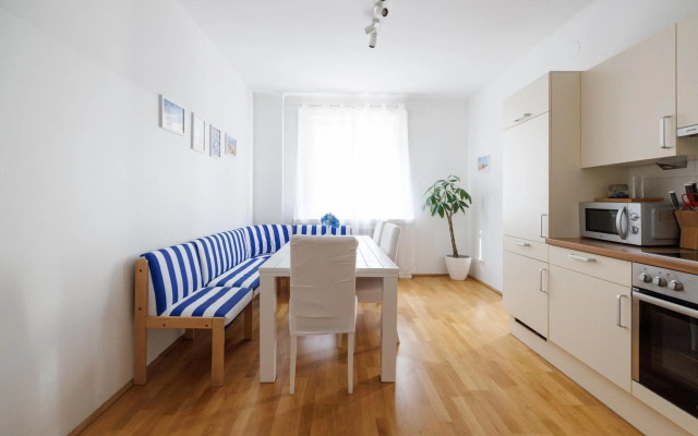 Apartment France | Operastreet