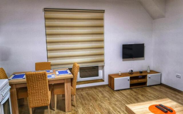 Iznad Oblaka Apartman 8