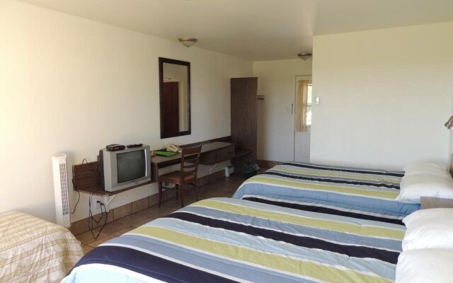 Balmoral Motel
