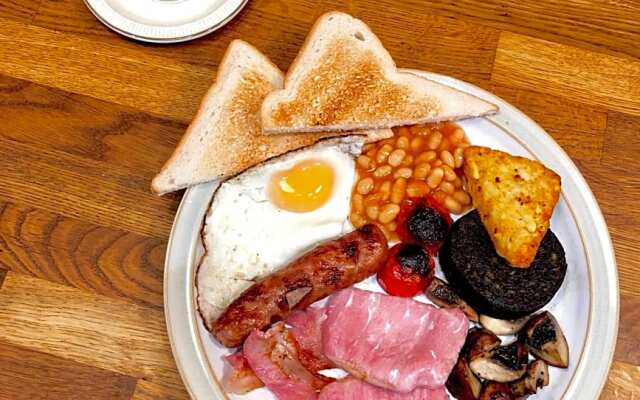 Dongola Bed & Breakfast