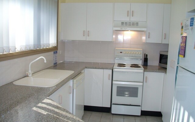 The Peninsula, Duplex 02, 14