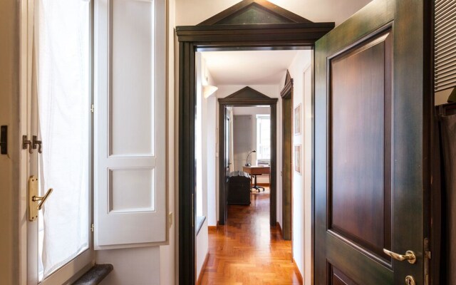 Rome as you feel - Teatro Pace Apartment