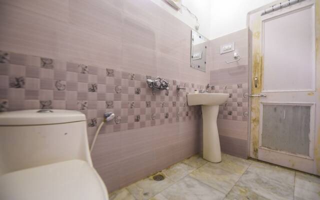 OYO 12411 Woodside Guest House