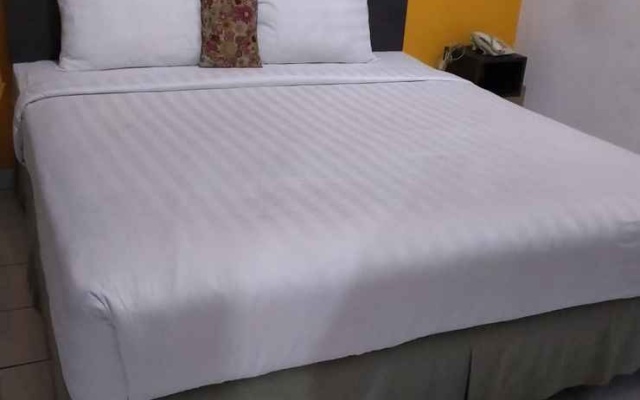 Hotel Kara – Guest Rooms – Sumbawa Besar