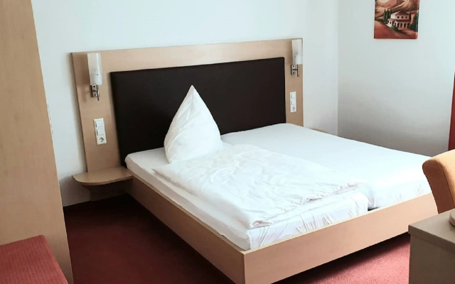 LILTON Hotel Zuffenhausen