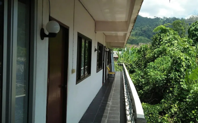 Yuppadee Room for Rent Khaolak Center