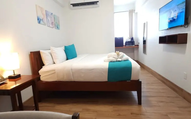 Voyager Sun & Reef Hotel