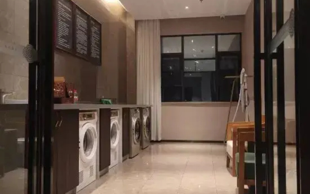 Till Bright Hotel