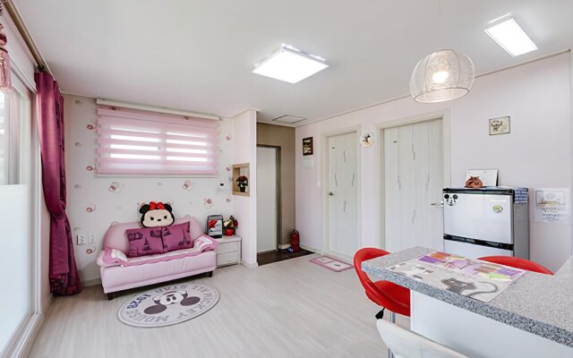 Yangpyeong Lodge House Pension (Pets Friendly)