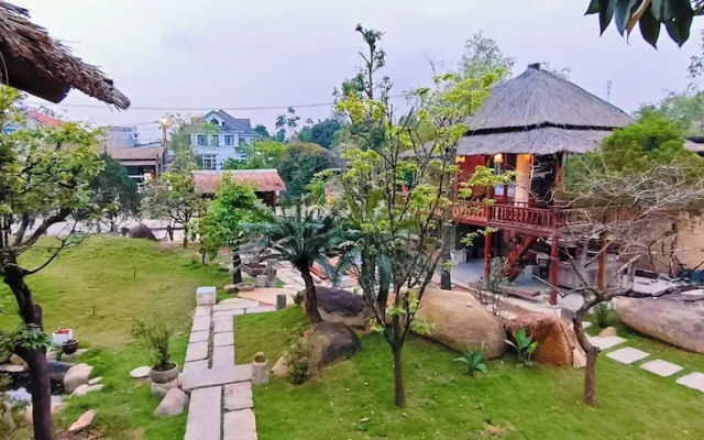 Moc Homestay & Villa
