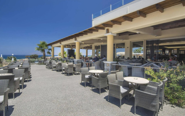 Kouros Palace Hotel