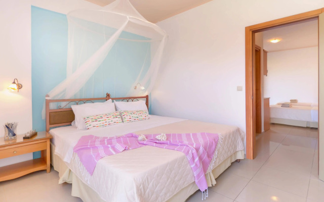 Notos Heights Hotel & Suites