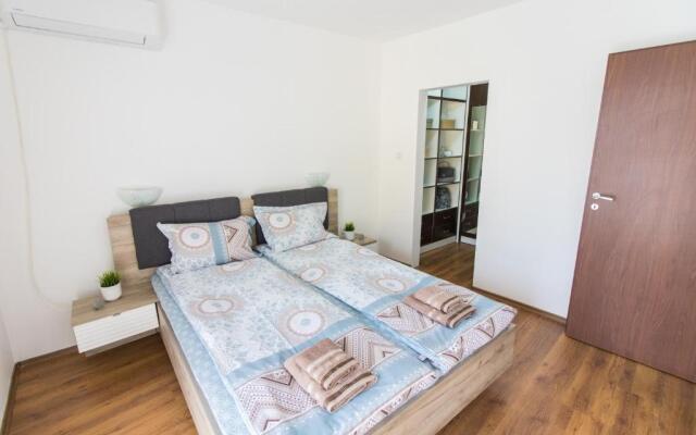 Domus Apartments Old Town