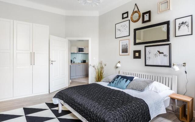 Sanhaus Apartments - 13 Chopina Street