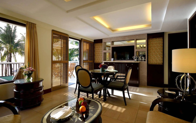 Emerald Island Hotel
