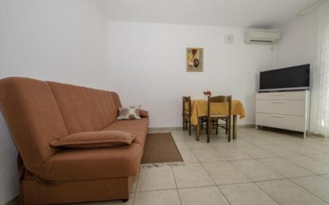 Apartment In Lopar With Air Conditioning Wi fi