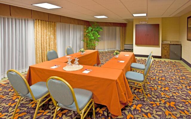 Holiday Inn Express Clearwater East - Icot Center by IHG