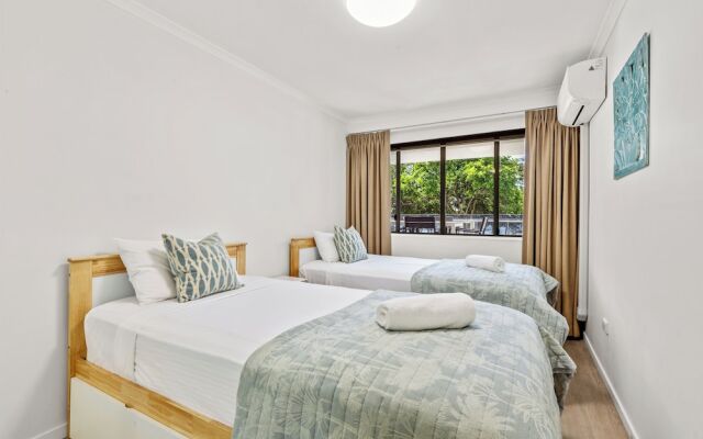 Spinnaker Apt 6- Mooloolaba Beach