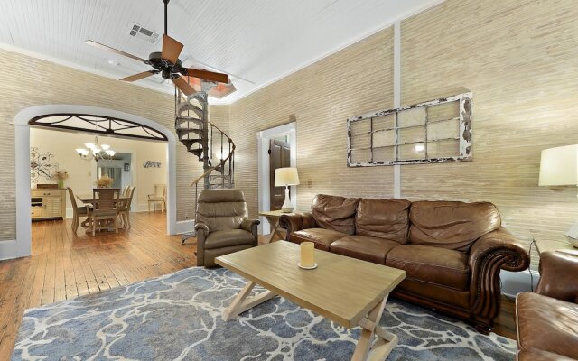 Carroll House Cottages