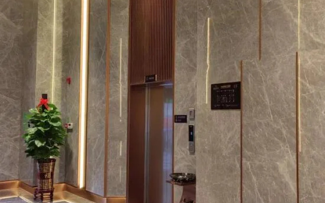 Dejin Garden Hotel (Shenzhen International Convention and Exhibition Center)