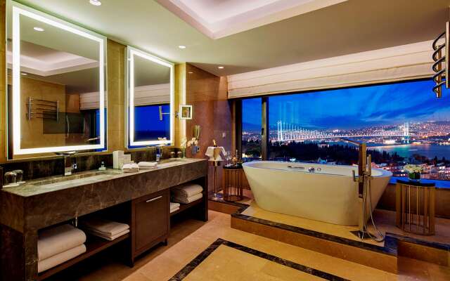 Conrad Istanbul Bosphorus