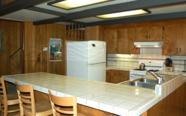 RedAwning Cabin #15B The Legacy