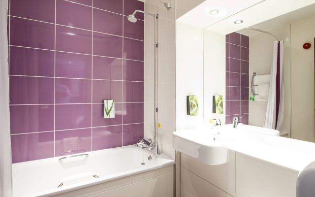 Premier Inn Tenby Town Centre