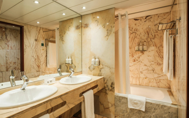 Holiday Inn Lisbon Continental by IHG