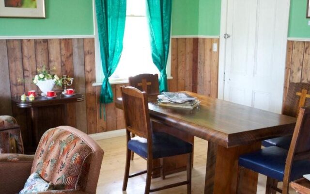 Amphitheatre Boutique Hotel