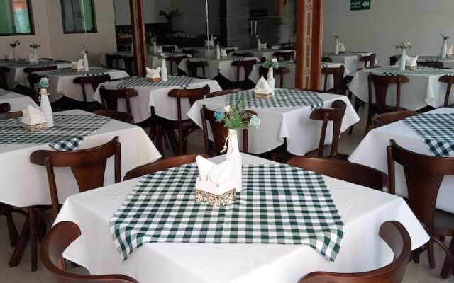 Hotel Cantinho Verde