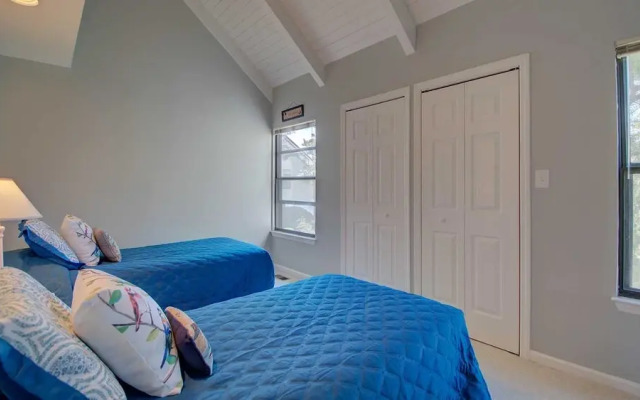 Spot Tail by Peace Vacations