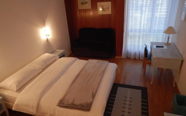 Hôtel du Grand-Pré – Guest Rooms – Marly