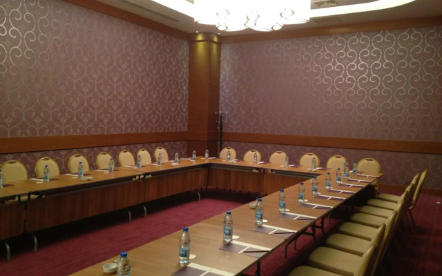 Anemon Grand Konya Otel