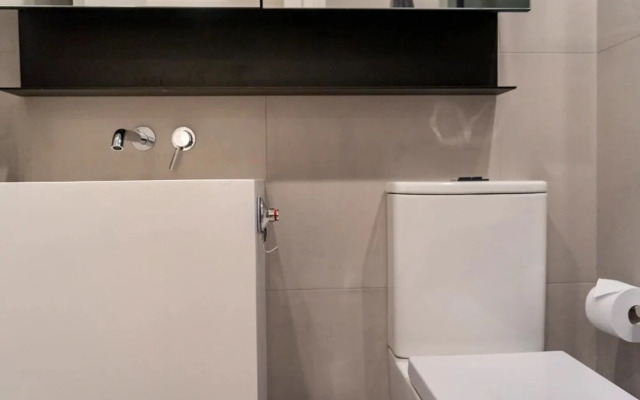 Modern 1 Bedroom Apartment South Yarra