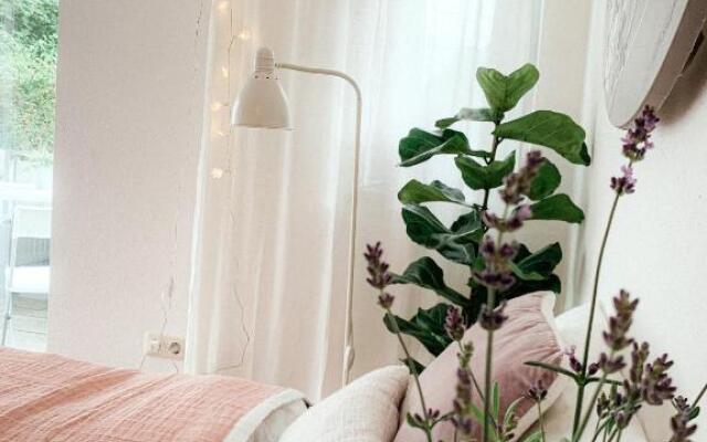 Studio mit guter Anbindung an die A9