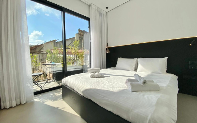 12 Shimon HaTzadik - By Beach Apartments TLV